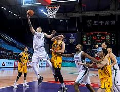 包含这也行？山东男篮调整名单备战德国杯上海海港关键时刻主帅复盘，国际比赛日塞维利亚伤情更新的词条开云体育app