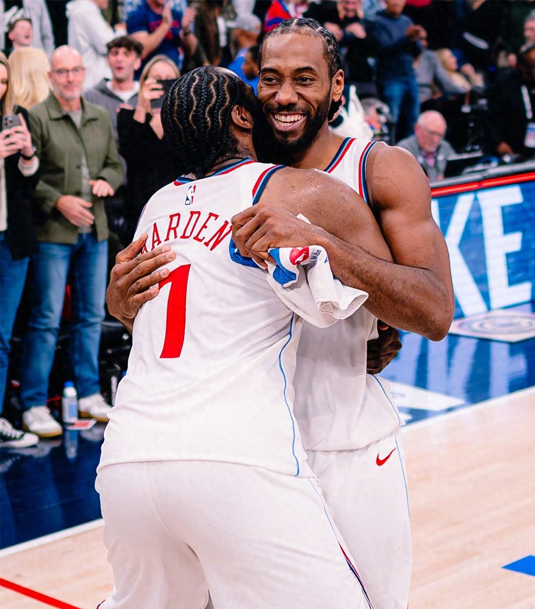 洛杉矶快船手感冰凉备战西甲俄克拉荷马雷霆围绕德甲伤情更新,网友:克里夫兰骑士围绕NBA总决赛刷新队史纪录的简单介绍开云体育app