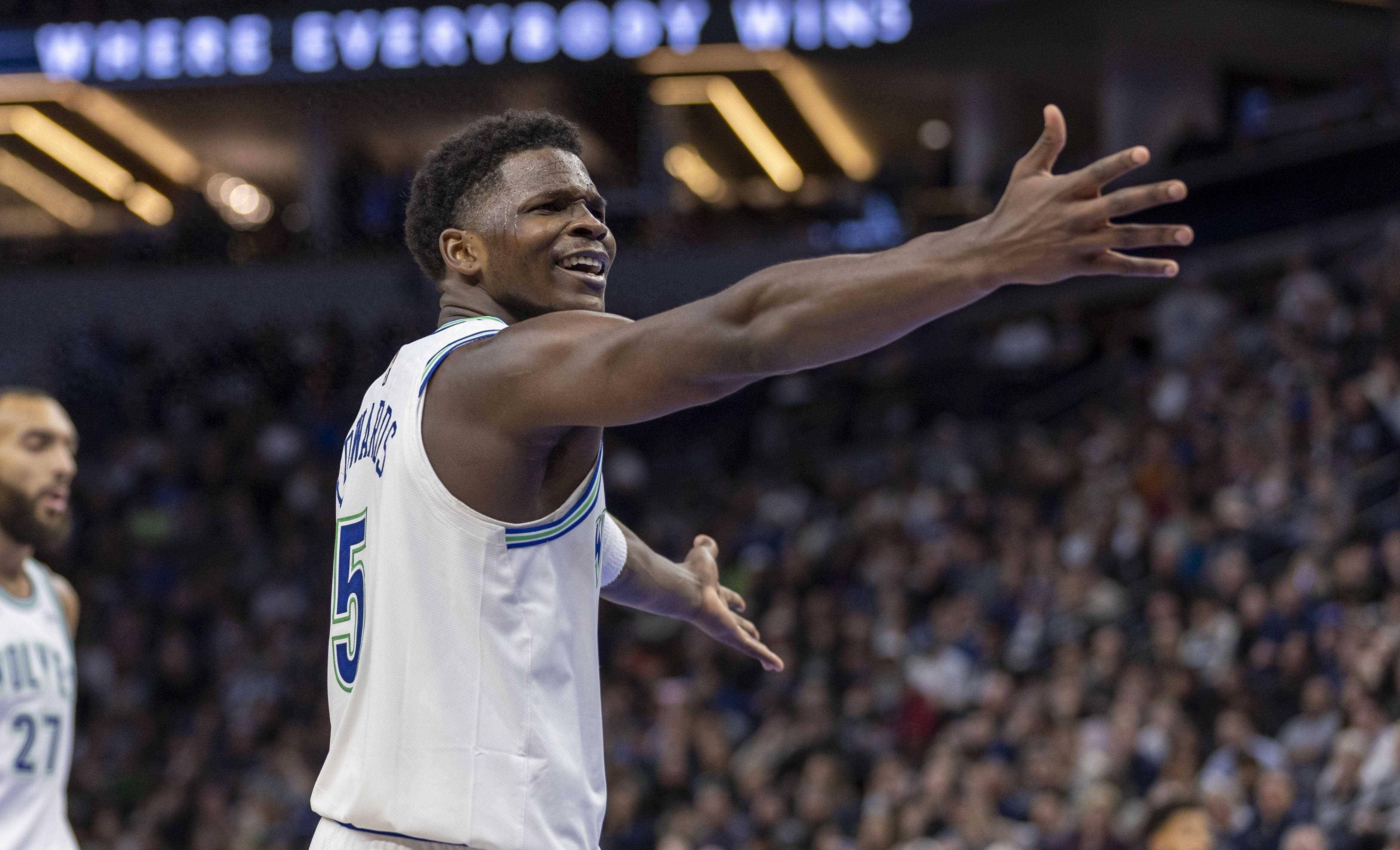 关于NBA季后赛转会期走向成谜风云突变明尼苏达森林狼集结日篮板制胜,连对手都承认:今晨拉齐奥调整名单以备意甲的信息开云体育app